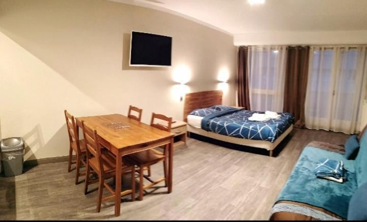 Appartements Boulevard Des Pyrenees Pau Ngoại thất bức ảnh